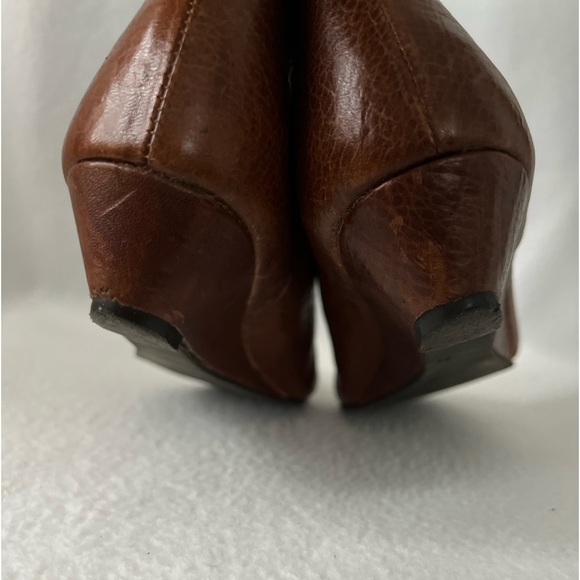 Steven by Steve Madden Size 6 Brown Glossy Leather Wedged Heeled Boots. - Picture 11 of 16